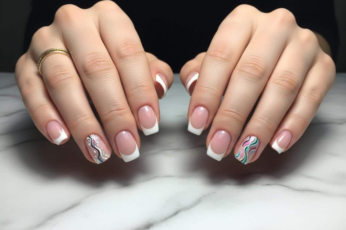 Est-ce que la French manucure est encore à la mode ?